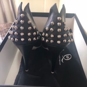 Alexander McQueen Heels!